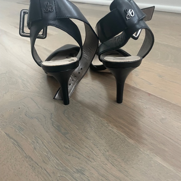 Sam Edelman Okala Black Pointed Toe Heel with Thick Ankle Strap - 7.5 - Picture 3 of 7